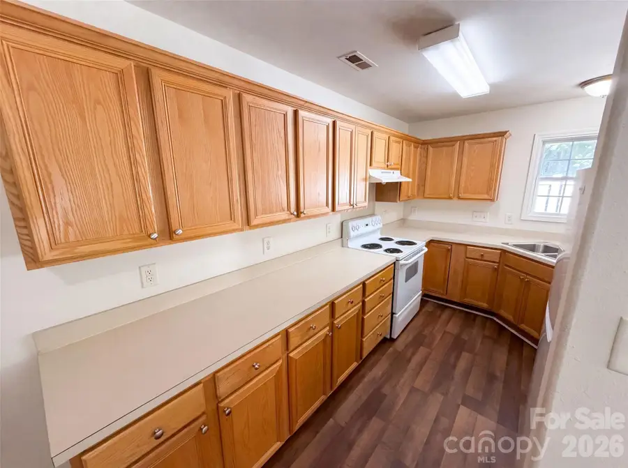 9514 Littleleaf Drive, Charlotte, NC 28215 - #2