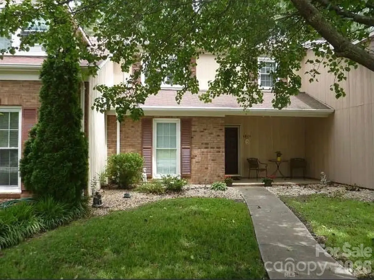 6805 Cabot Circle, Charlotte, NC 28226 - #1