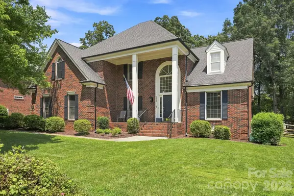 4620 Fairvista Drive, Charlotte, NC 28269