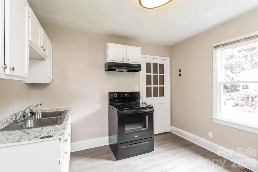 2740 Remington Street, Charlotte, NC 28216 - #3