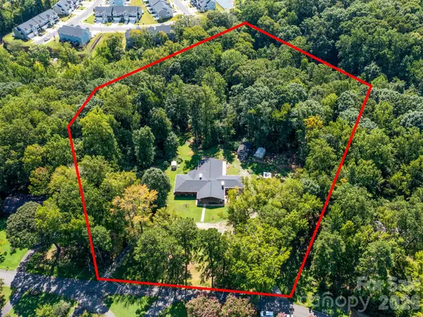 7124 Ridge Lane Road, Charlotte, NC 28262