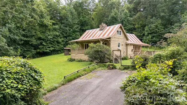 2027 Stamey Branch Road, Newland, NC 28657