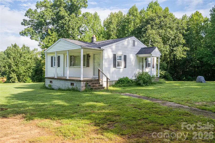 614 W Westview Street, Gastonia, NC 28052 - #2