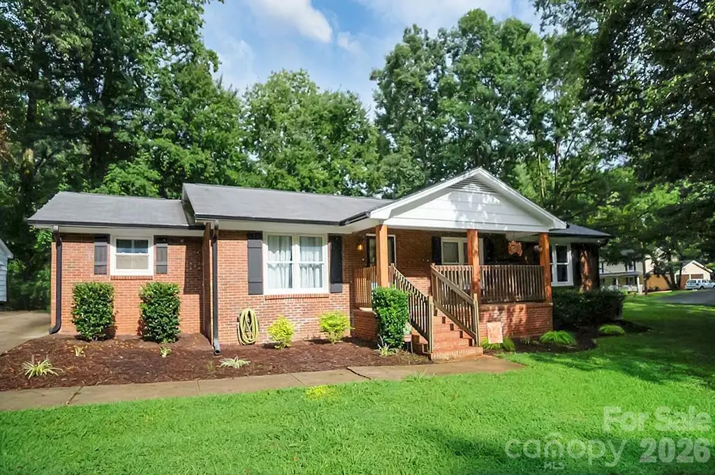 602 Holly Circle, Mount Holly, NC 28120 - #1