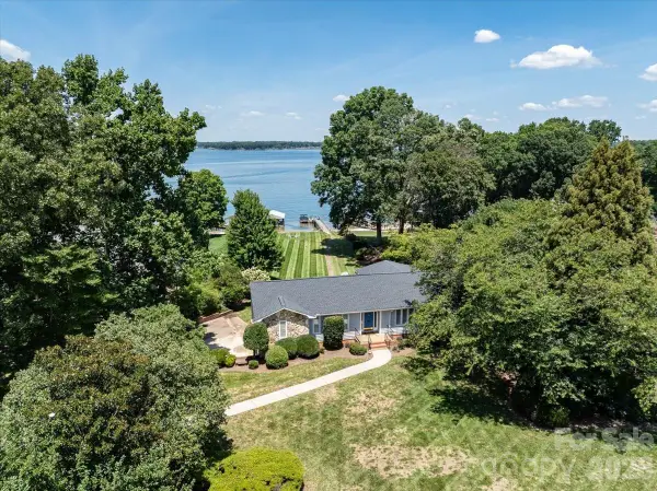 118 Teakwood Lane, Mooresville, NC 28117