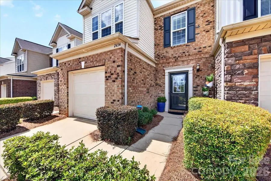 2434 Royal York Avenue, Charlotte, NC 28210 - #3