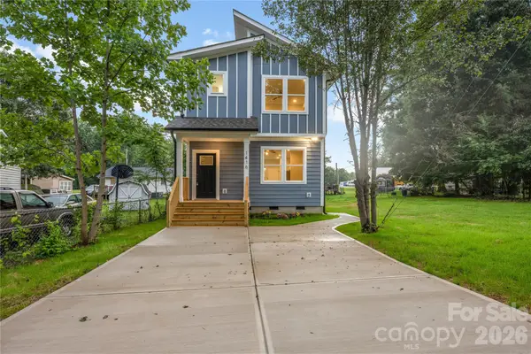 1416 Old Charlotte Road, Statesville, NC 28677