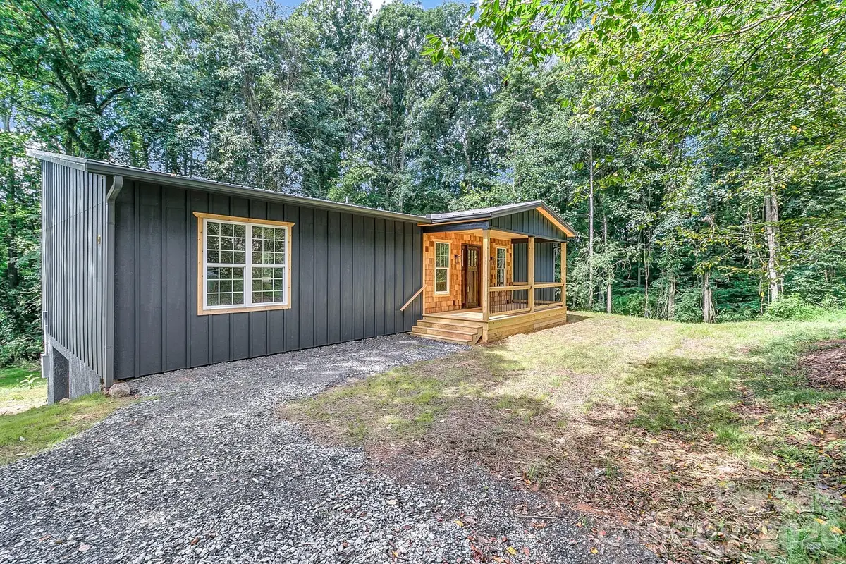 19 Green Valley Road, Asheville, NC 28806 - #1