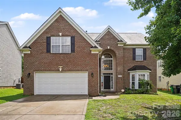4106 Barclay Forest Drive, Charlotte, NC 28213