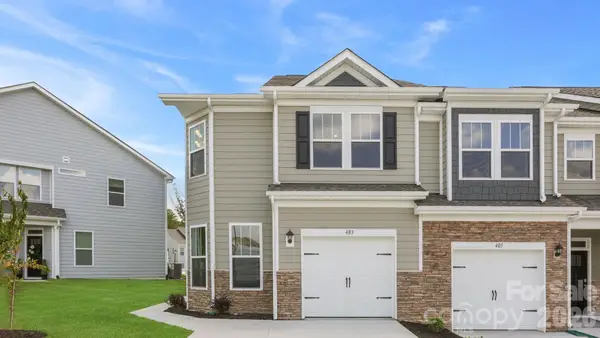 398 Creekview Road, Hendersonville, NC 28792
