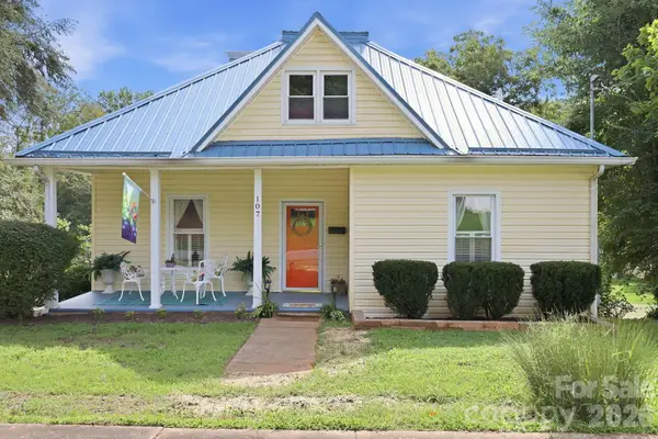 107 Burkemont Avenue, Morganton, NC 28655