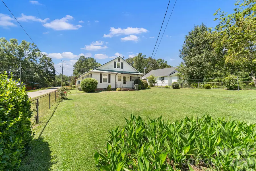 665 Cherry Street, Wadesboro, NC 28170 - #2