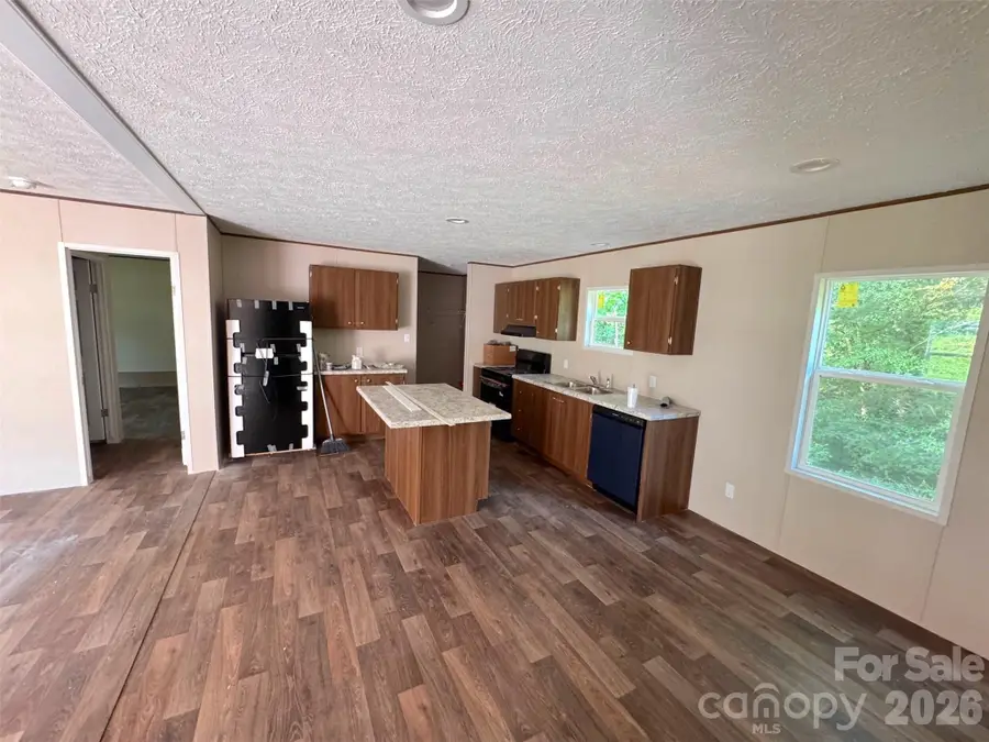 34 S Gaither Avenue, Newton, NC 28658 - #3