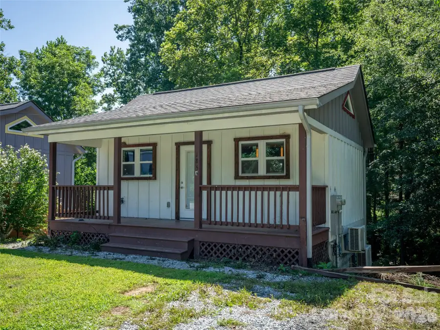 185 Duckworth Avenue, Brevard, NC 28712 - #3