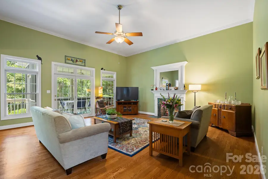 210 Clear Vista Circle, Asheville, NC 28805 - #3