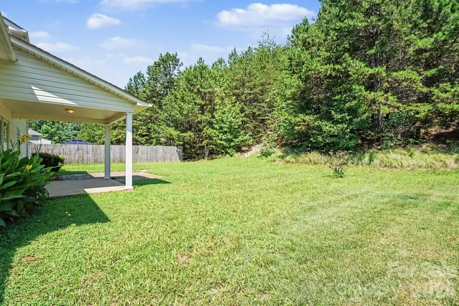 3948 Newhall Drive Nw, Hickory, NC 28601 - #3