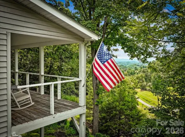 386 Madison Heights Drive, Marshall, NC 28753