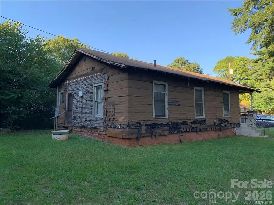 917 Logan Street, Shelby, NC 28150 - #3