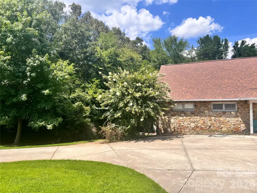 101 Forest Cliff Court Ne, Concord, NC 28025 - #2
