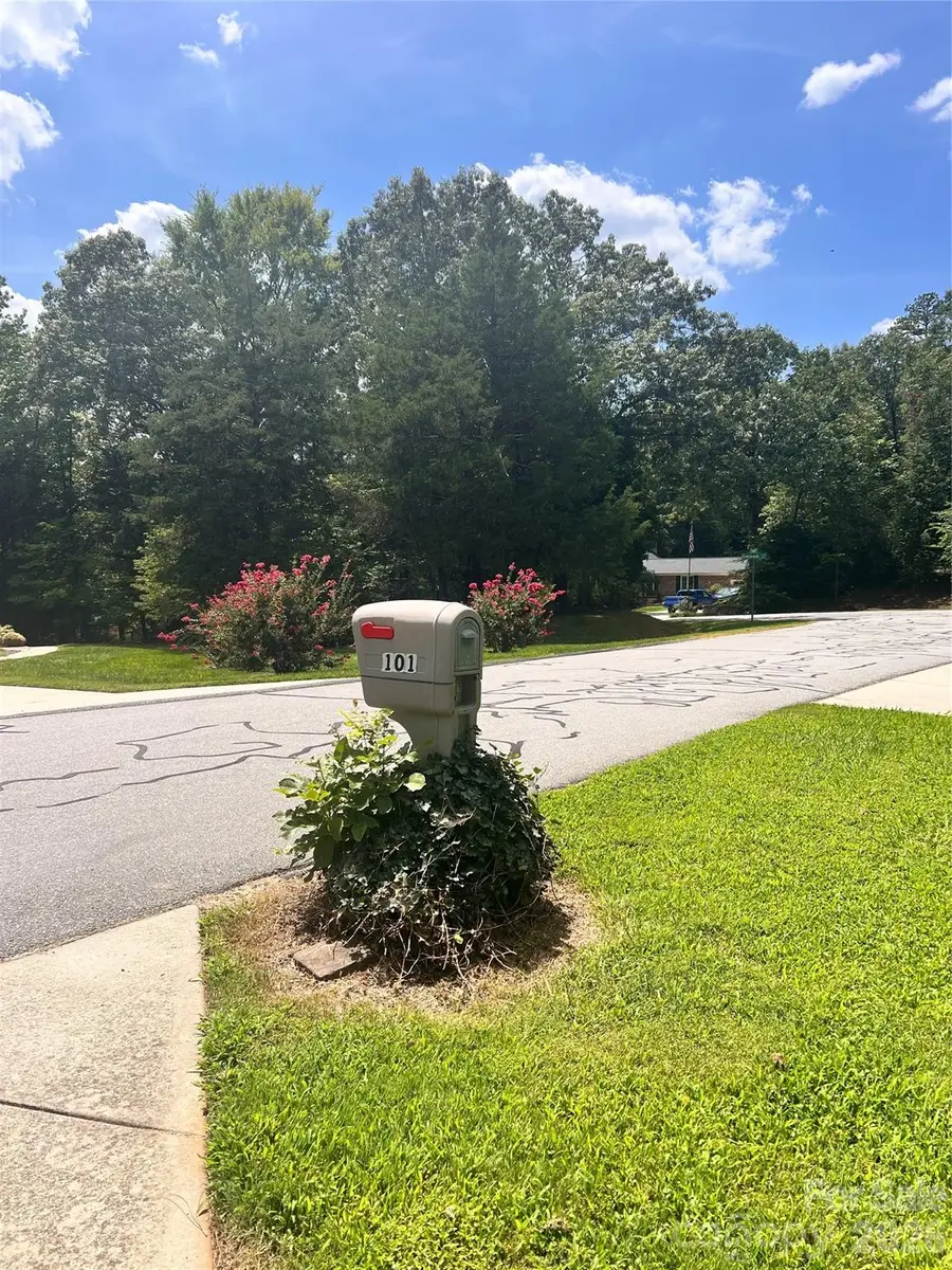 101 Forest Cliff Court Ne, Concord, NC 28025 - #3