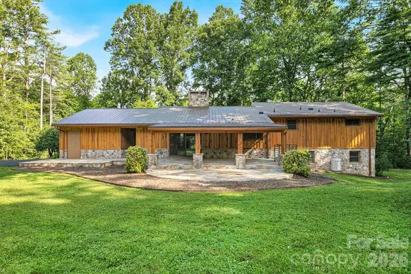 100 Ashton Lane, Brevard, NC 28712