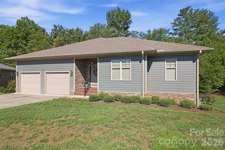 125 Beechmont Drive, Morganton, NC 28655 - #2