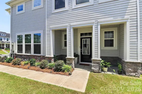 13327 Savaine Street, Charlotte, NC 28278