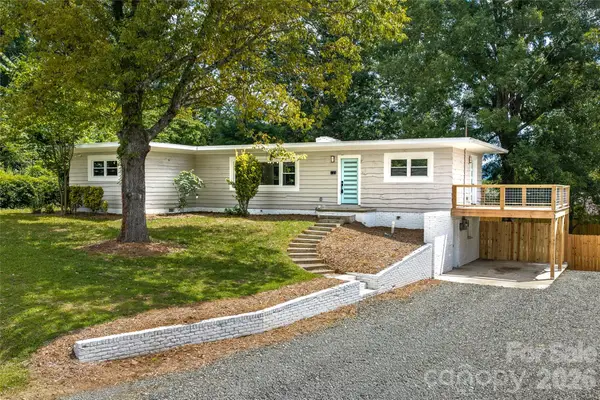 155 Oak Terrace, Arden, NC 28704