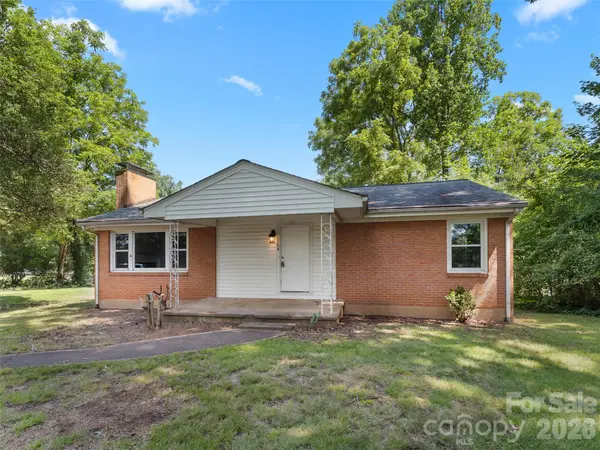 116 Candler School Road, Candler, NC 28715