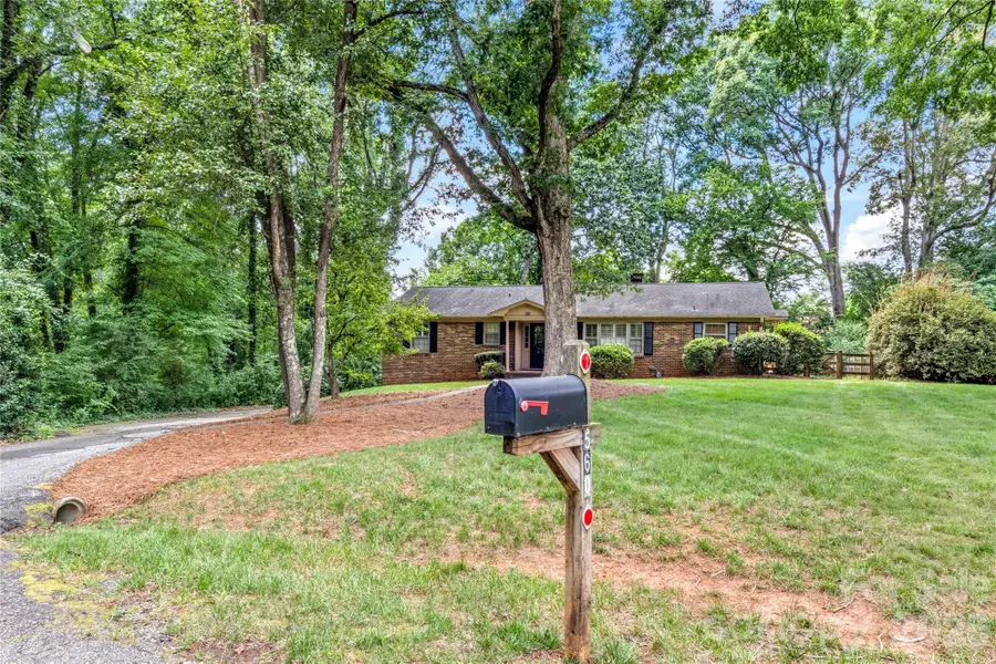 560 Kelway Place, Winston Salem, NC 27104 - #3