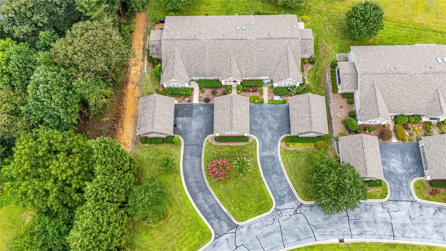 5303 Wood Duck Way, Hendersonville, NC 28792 - #3