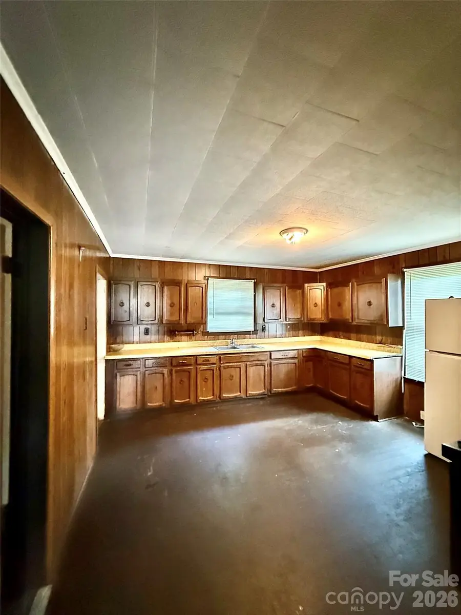 45 White Street, Chester, SC 29706 - #2