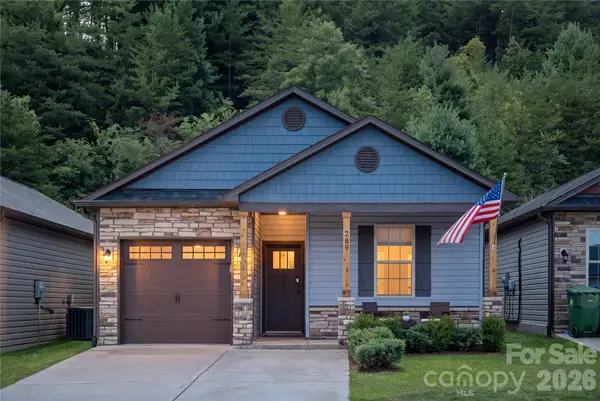 289 Cardwell Lane, Fletcher, NC 28732