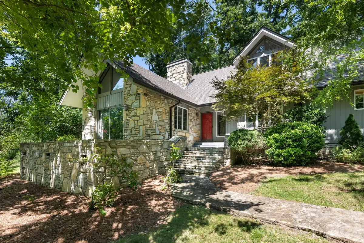 25 E Forest Road, Asheville, NC 28803 - #1