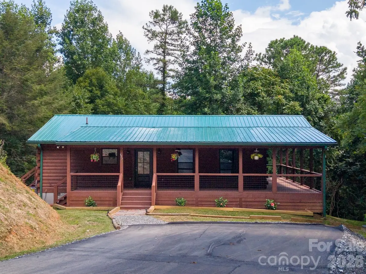 677 Ridgetop Circle, Whittier, NC 28789 - #1