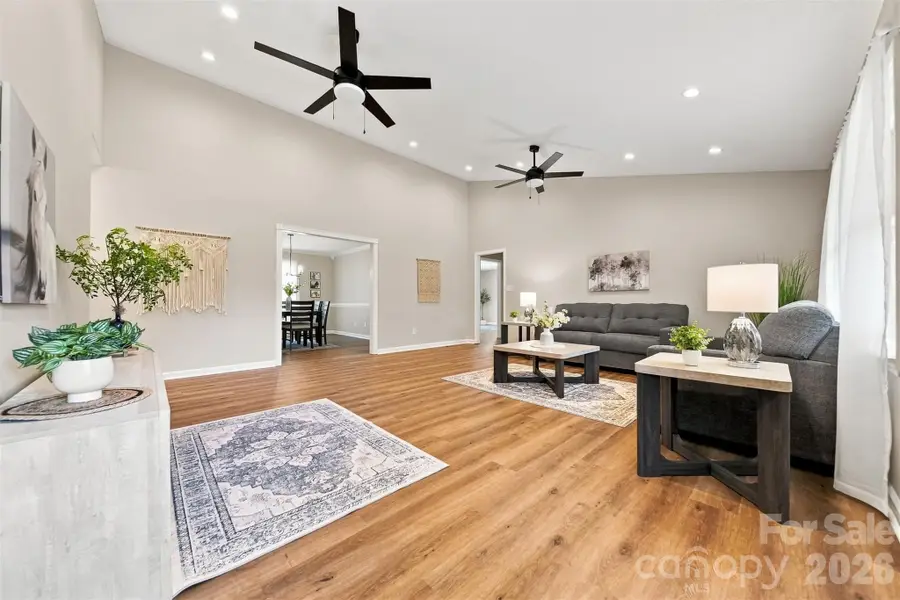 136 Cook Lane, Hickory, NC 28601 - #2