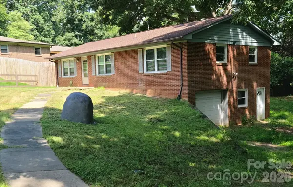 2230 Kenwood Drive, Kannapolis, NC 28081