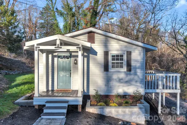 49 E Livingston Street, Tryon, NC 28782