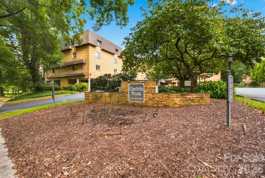 1323 Queens Road #419, Charlotte, NC 28207 - #2