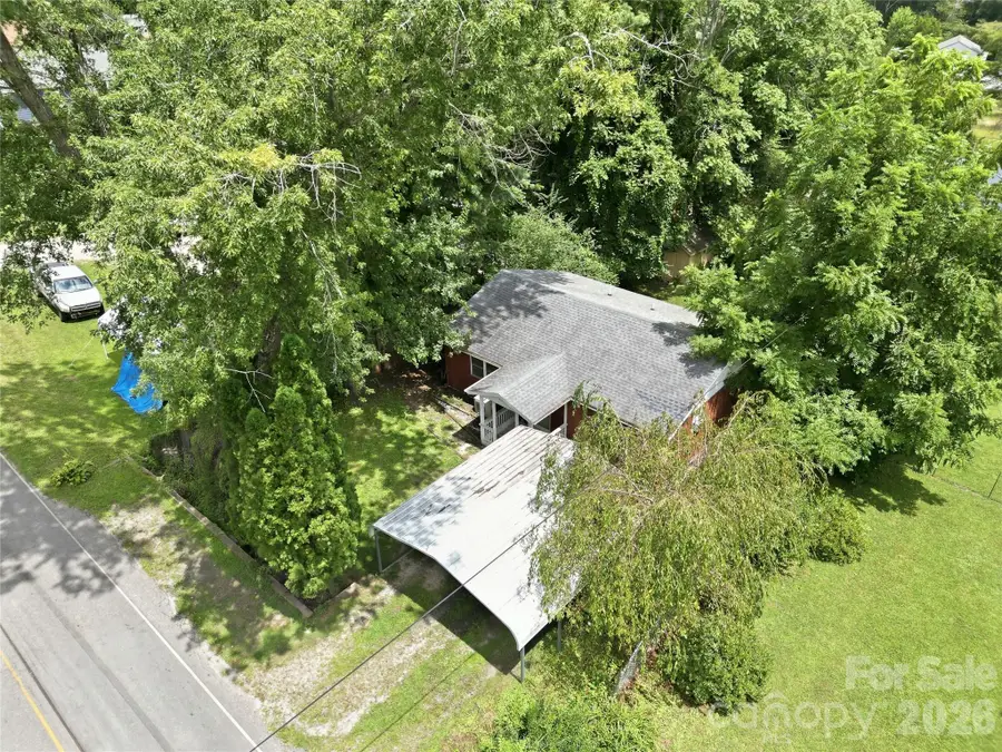 307 Beverly Avenue, Hendersonville, NC 28792 - #3