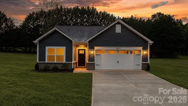 2827 17th Street Court Ne #3, Hickory, NC 28601