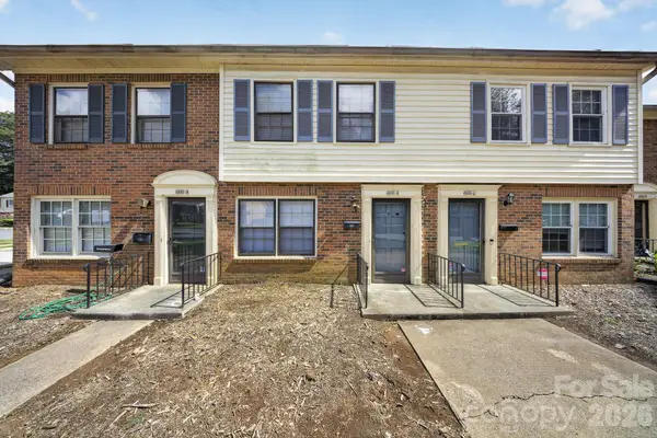 6835 Farmingdale Drive #B, Charlotte, NC 28212