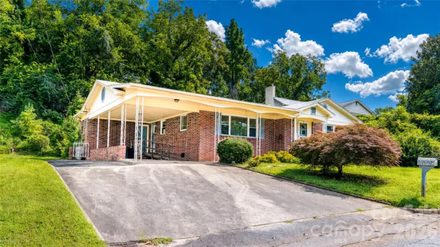 116 Clark Street, Morganton, NC 28655 - #3