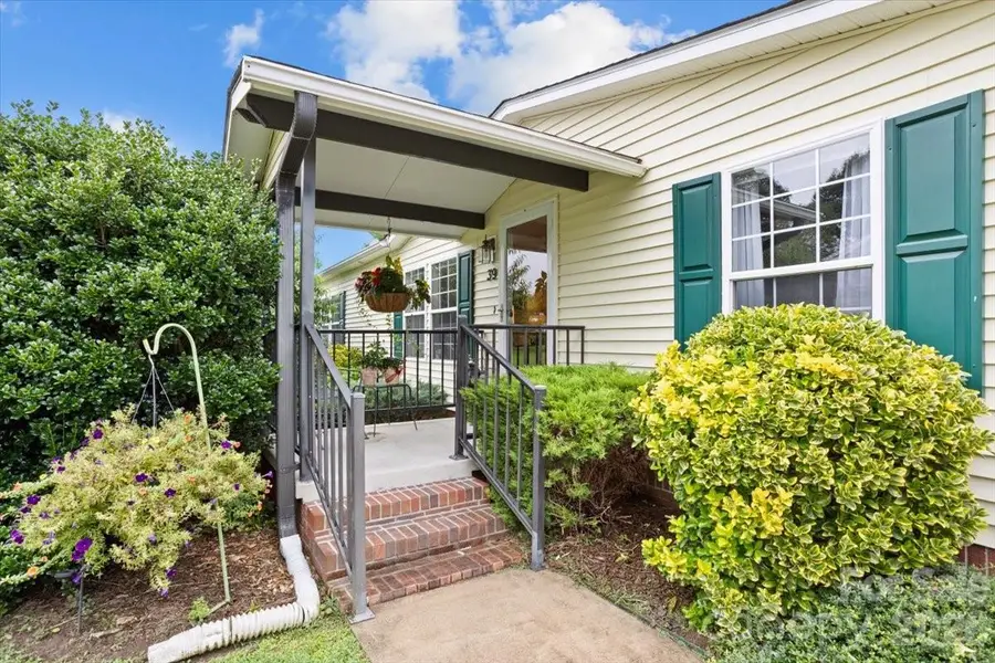 39 Stephanie Lane #13, Hendersonville, NC 28792 - #2