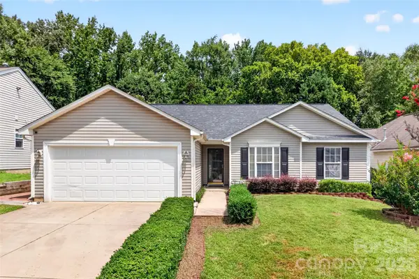 2627 Bridgeville Lane, Charlotte, NC 28262