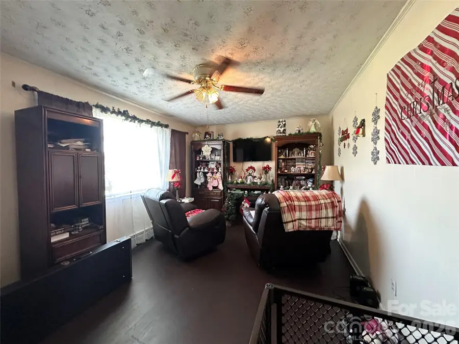 2687 Ellis Deal Avenue, Valdese, NC 28690 - #2