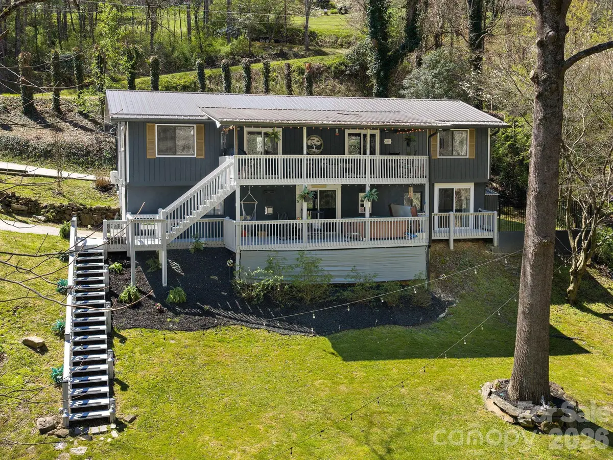 228 White Oak Road, Waynesville, NC 28785 - #1