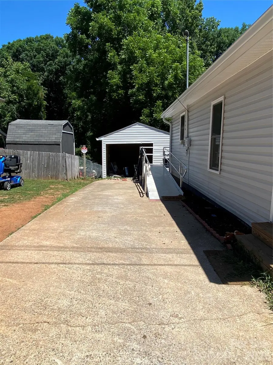 604 Peden Street, North Wilkesboro, NC 28659 - #2