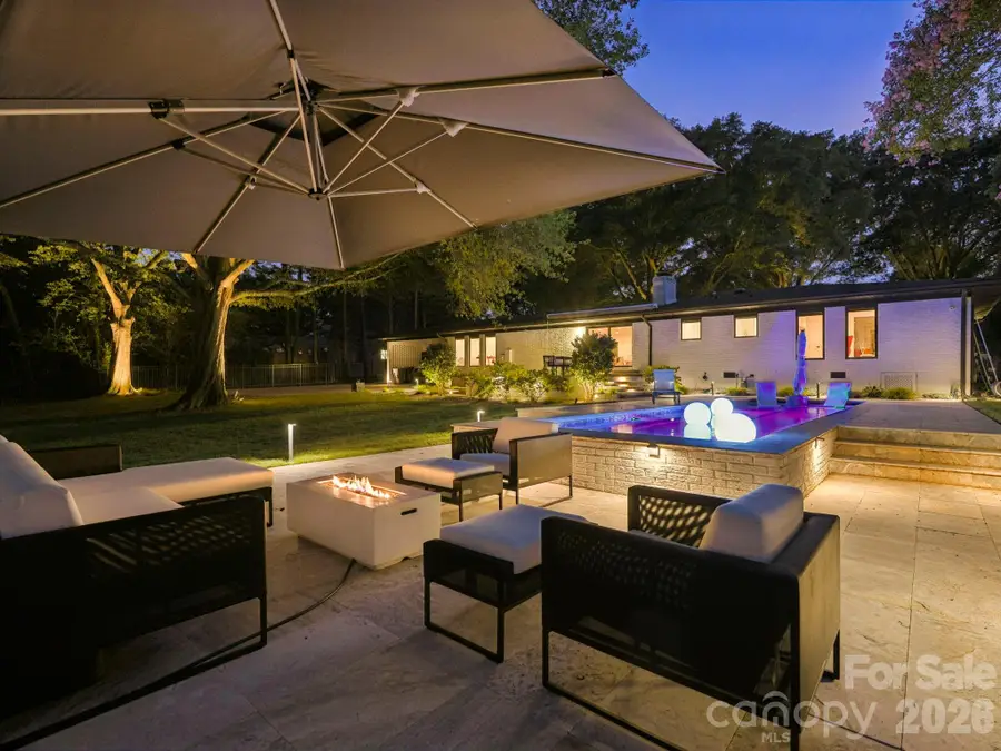 811 Lansdowne Road, Charlotte, NC 28270 - #3