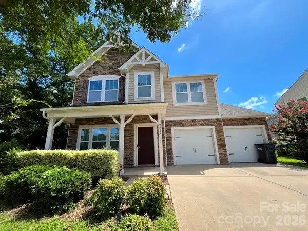 2512 Viburnum Court, Charlotte, NC 28215